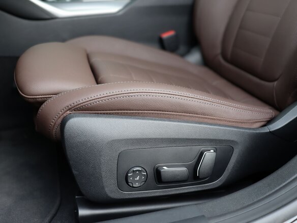 2025 BMW 4 серии 420i G22, G23, G26 Рестайлинг, чёрный - вид 20