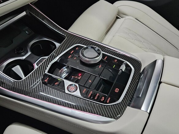 2026 BMW X7 40d I (G07) Рестайлинг, чёрный, 15999666 рублей - вид 7