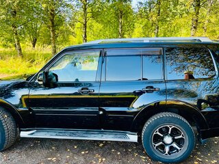 2011 Mitsubishi Pajero IV Рестайлинг 1, чёрный, 1800000 рублей, вид 2