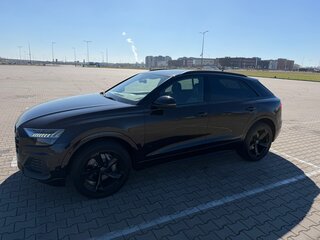 2019 Audi Q8 45 TDI I (4M), чёрный, 5697888 рублей, вид 5