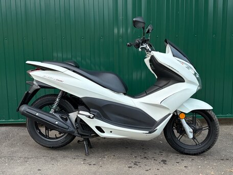 2013 Honda PCX 150, белый, 175000 рублей, вид 5