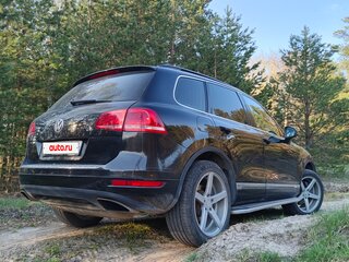 2011 Volkswagen Touareg II, чёрный, 1630000 рублей, вид 5