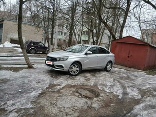 2018 Lada (ВАЗ) Vesta I, серебристый, 850000 рублей, вид 2