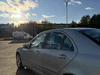 2005 Mercedes-Benz C-Класс 230 II (W203) Рестайлинг, серый, 650000 рублей, вид 5