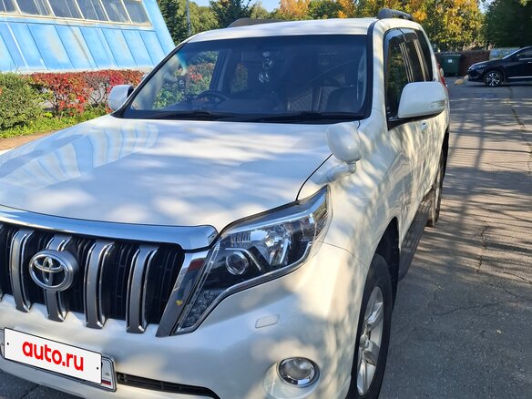 2017 Toyota Land Cruiser Prado 150 Series Рестайлинг 1, белый, 4000000 рублей - вид 28