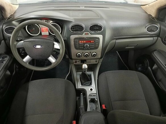 2010 Ford Focus II Рестайлинг, серый - вид 9