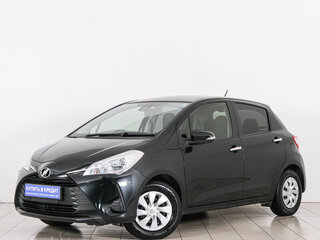 2019 Toyota Vitz III (XP130) Рестайлинг 2, чёрный, 899000 рублей, вид 3