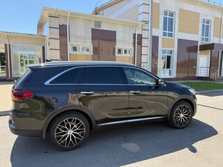 2017 Kia Sorento 6-speed III Prime Рестайлинг, коричневый, 2600000 рублей, вид 3