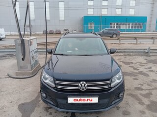 2016 Volkswagen Tiguan I Рестайлинг, чёрный, 1099000 рублей, вид 2