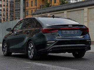 2019 Kia Forte III, чёрный, 1620000 рублей, вид 5