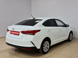 2020 Hyundai Solaris II Рестайлинг, белый, 1390000 рублей, вид 4