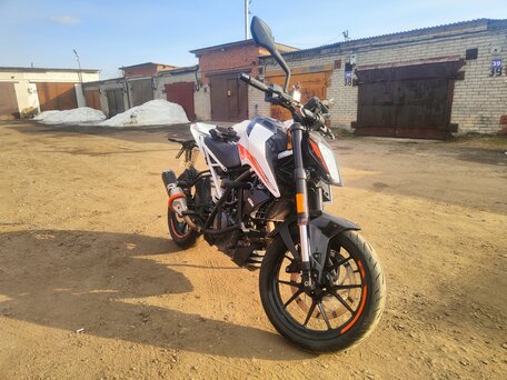 2021 KTM 390 Duke, белый, 520000 рублей, вид 1