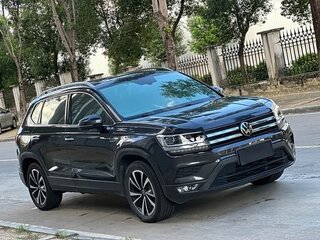 2023 Volkswagen Tharu I, серый, 1720008 рублей, вид 3