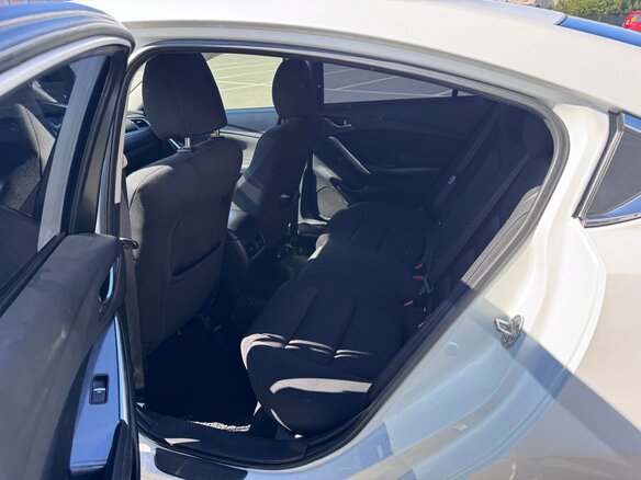 2015 Mazda 6 III (GJ) Рестайлинг, белый, 1600000 рублей - вид 2