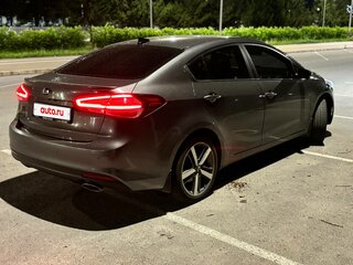 2017 Kia Cerato III Рестайлинг (Classic), серый, 1500000 рублей, вид 4