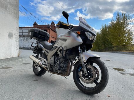 2002 Yamaha TDM900, серебристый, 440000 рублей, вид 4
