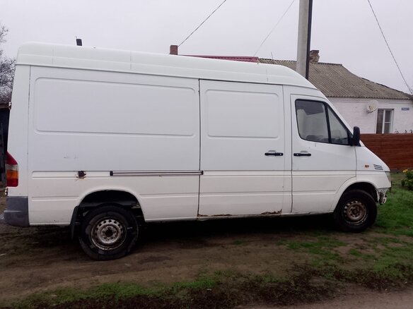 2002 Mercedes-Benz Sprinter, белый, 500000 рублей - вид 2