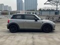 2020 Mini Hatch Cooper III (F55/F56) Рестайлинг, серый, 2050000 рублей - вид 3
