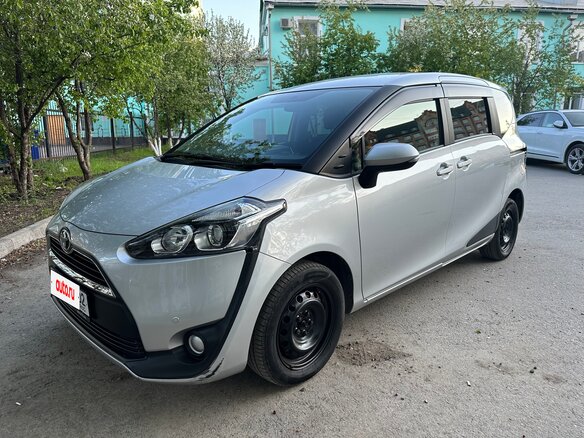 2017 Toyota Sienta II, серый, 1280000 рублей - вид 13