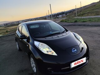 2014 Nissan Leaf I (ZE0/AZE0), чёрный, 750000 рублей, вид 3