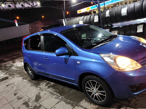 2008 Nissan Note I, синий, 600000 рублей - вид 10
