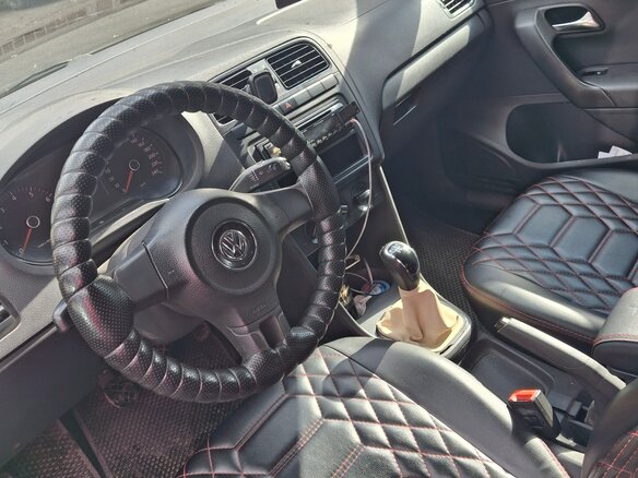 2011 Volkswagen Polo V, серый, 350000 рублей - вид 5