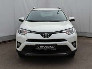 2017 Toyota RAV4 IV (XA40) Рестайлинг, белый, 2350000 рублей, вид 2