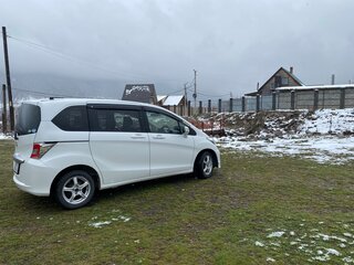 2014 Honda Freed I Рестайлинг 2, белый, 1250000 рублей, вид 2