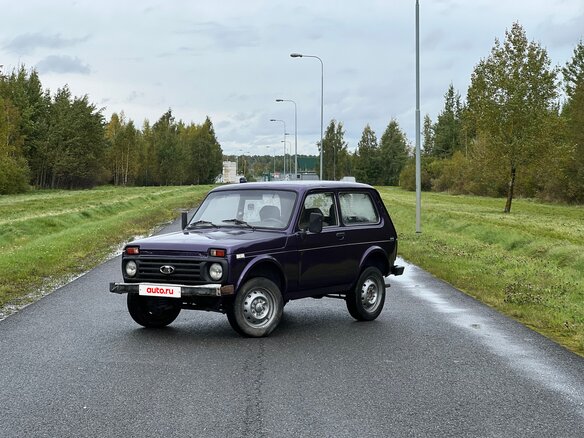 2002 Lada (ВАЗ) 2121 (4x4) I Рестайлинг, фиолетовый - вид 1