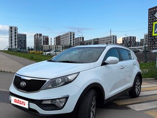 2015 Kia Sportage III Рестайлинг, белый, 1360000 рублей, вид 1
