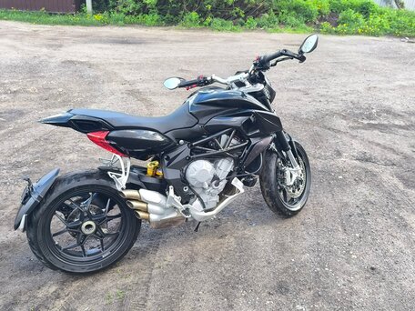 2014 MV Agusta Rivale 800, чёрный, 350000 рублей, вид 4