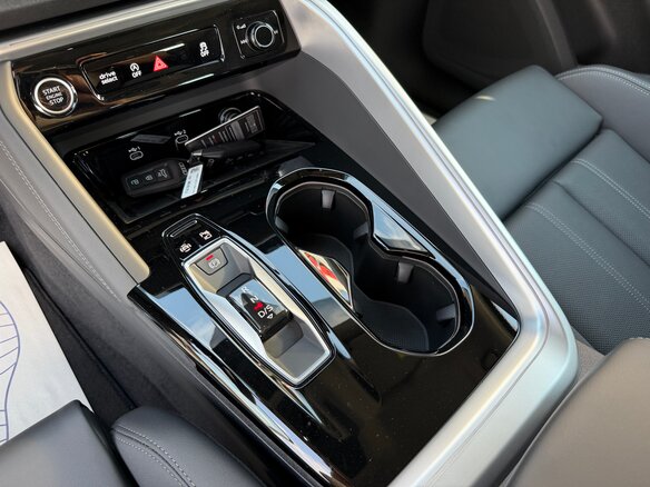 2025 Audi Q5 Sportback TFSI quattro S tronic II (GU), белый, 7800000 рублей - вид 33