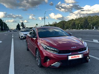 2021 Kia K3 II Рестайлинг, красный, 2550000 рублей, вид 2