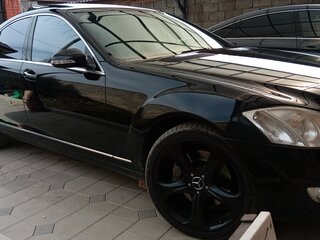 2007 Mercedes-Benz S-Класс 450 V (W221), чёрный, 1500000 рублей, вид 4