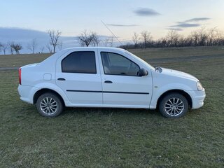 2012 Renault Logan I Рестайлинг, белый, 400000 рублей, вид 4