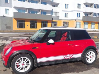 2002 Mini Hatch Cooper I (R50), красный, 955000 рублей, вид 4