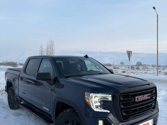 2021 GMC Sierra Crew Cab IV, синий, 3850000 рублей - вид 2