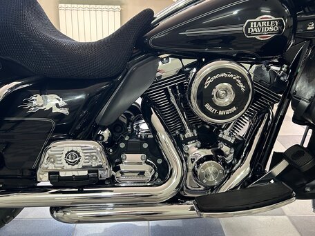 2009 Harley-Davidson Electra Glide, чёрный, 944000 рублей, вид 5