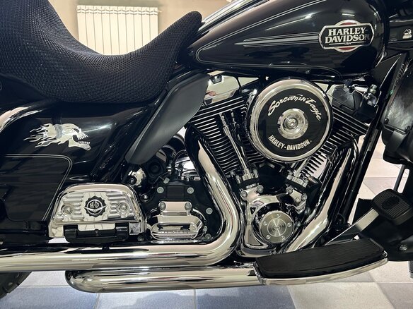 2009 Harley-Davidson Electra Glide, чёрный, 944000 рублей - вид 4