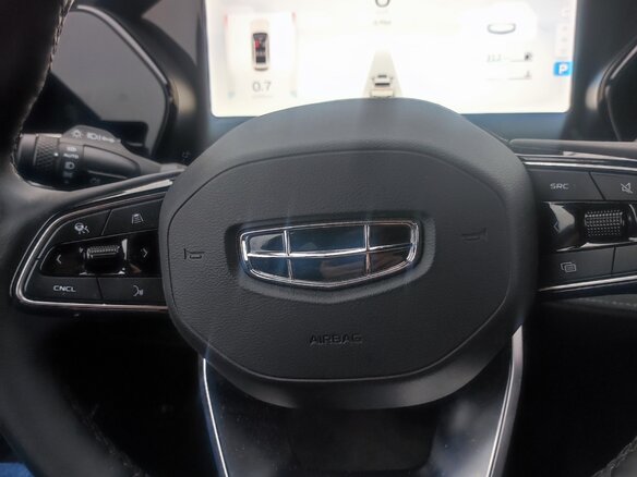 2024 Geely Monjaro I, чёрный, 3700000 рублей - вид 33