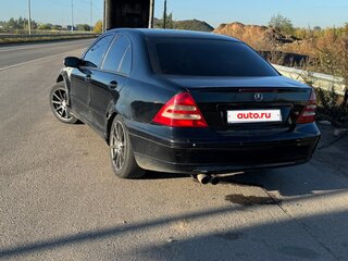 2001 Mercedes-Benz C-Класс 200 II (W203), чёрный, 300000 рублей, вид 2