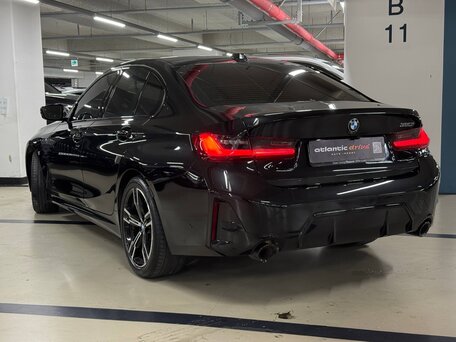 2023 BMW 3 серии 320i VII (G2x) Рестайлинг, чёрный, 4640000 рублей, вид 5