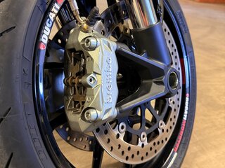 2021 Ducati Monster 937, чёрный, 999999 рублей, вид 5