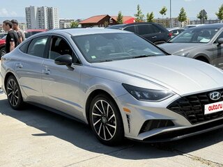 2020 Hyundai Sonata VIII (DN8), серебристый, 2250000 рублей, вид 3