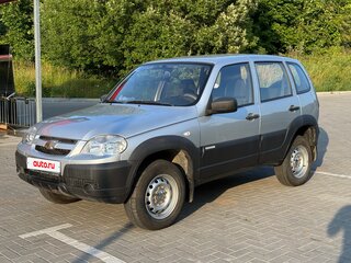 2013 Chevrolet Niva I Рестайлинг, серый, 627000 рублей, вид 1