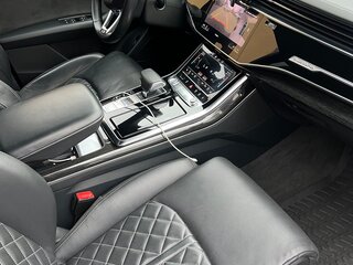 2019 Audi Q8 55 TFSI I (4M), синий, 5200000 рублей, вид 5