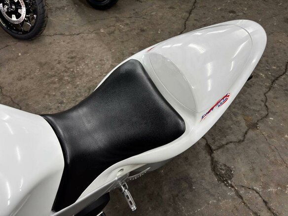 2004 Buell Firebolt, белый, 420000 рублей - вид 18