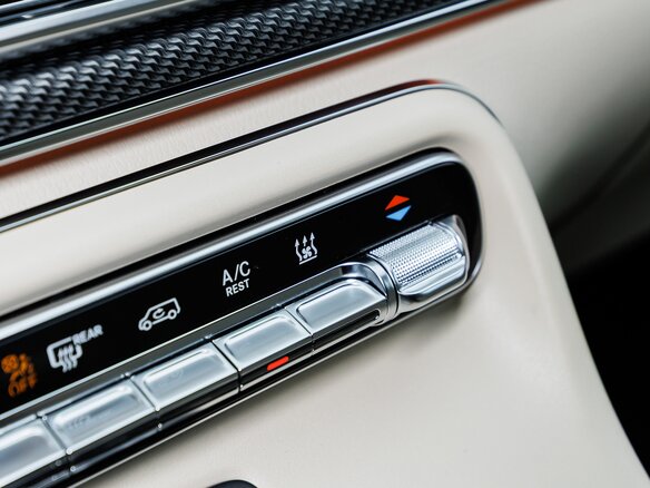 2025 Mercedes-Benz V-Класс 300 d экстра длинный III (W447) Рестайлинг 2, чёрный - вид 20
