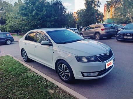 2014 Skoda Rapid I, белый, 750000 рублей, вид 3