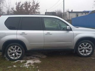 2011 Nissan X-Trail II Рестайлинг, серебристый, 940000 рублей, вид 4